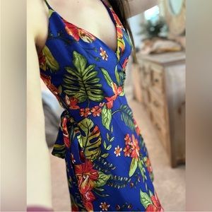 Lush Tropical Print Dress